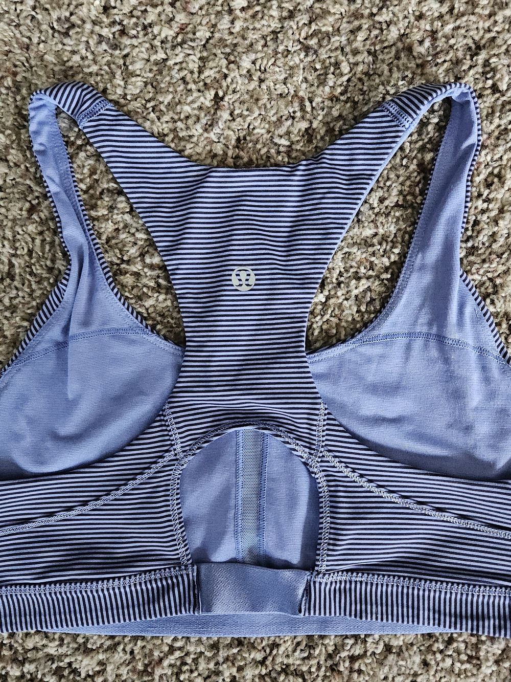 Lululemon Sports Bra Size 8 - Picture 4 of 5